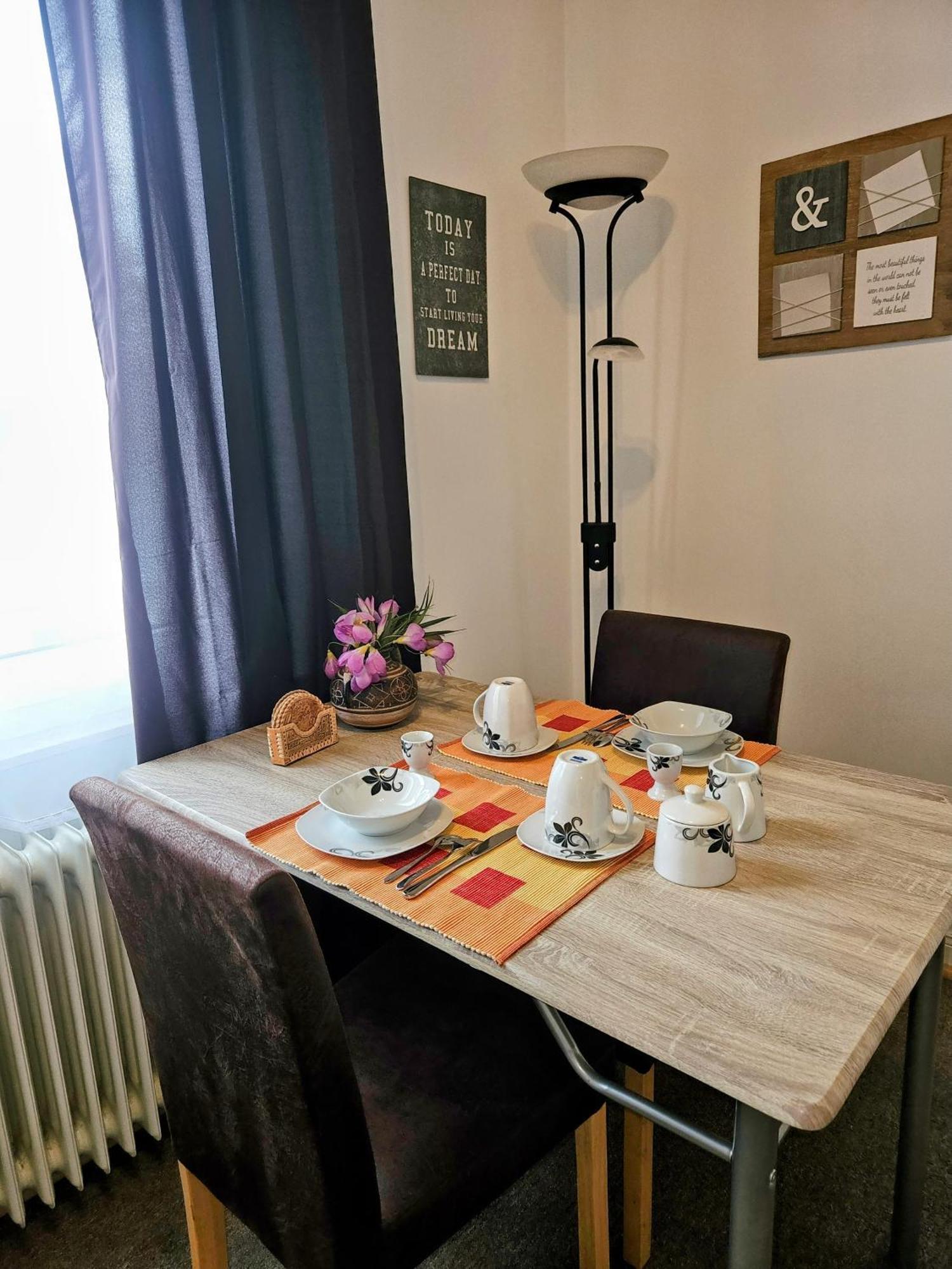 Apartment Jackie Білефельд Екстер'єр фото